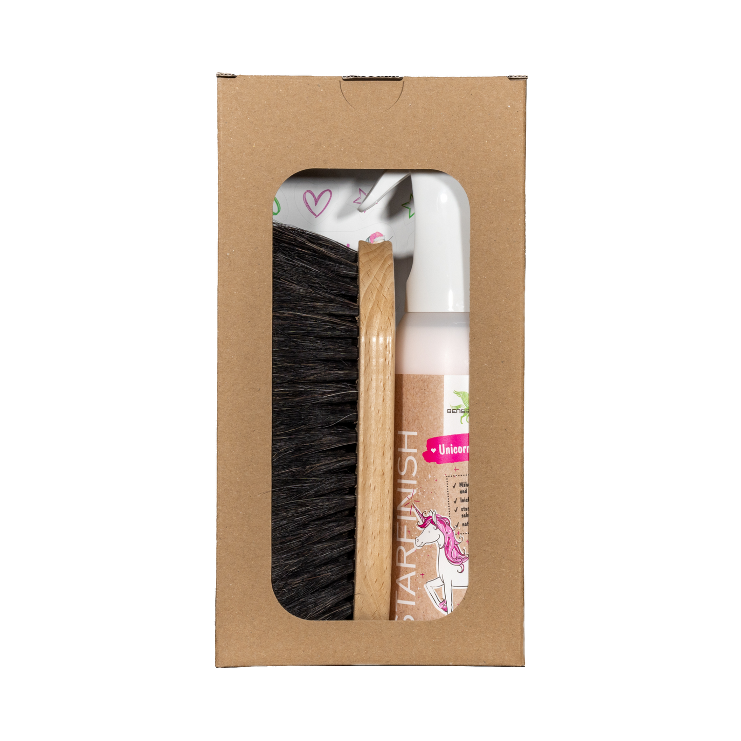 Das Bense & Eicke Geschenkset mit Rosshaar Bürste "GlanzElse" + Spray Starfinish 500 ml "Unicorn Edition" mit Stickerbogen für jede Gelegenheit in der Geschenkverpackung aus braunem Karton und Klarsichtfolie