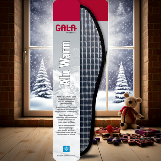 CasaBellissimo GALA Schuheinlage für Kinder warm mit Alu Beschichtung im Hintergrund ein Kinderzimmer mit großem Fenster mit Ausblick in einen Winterwald 